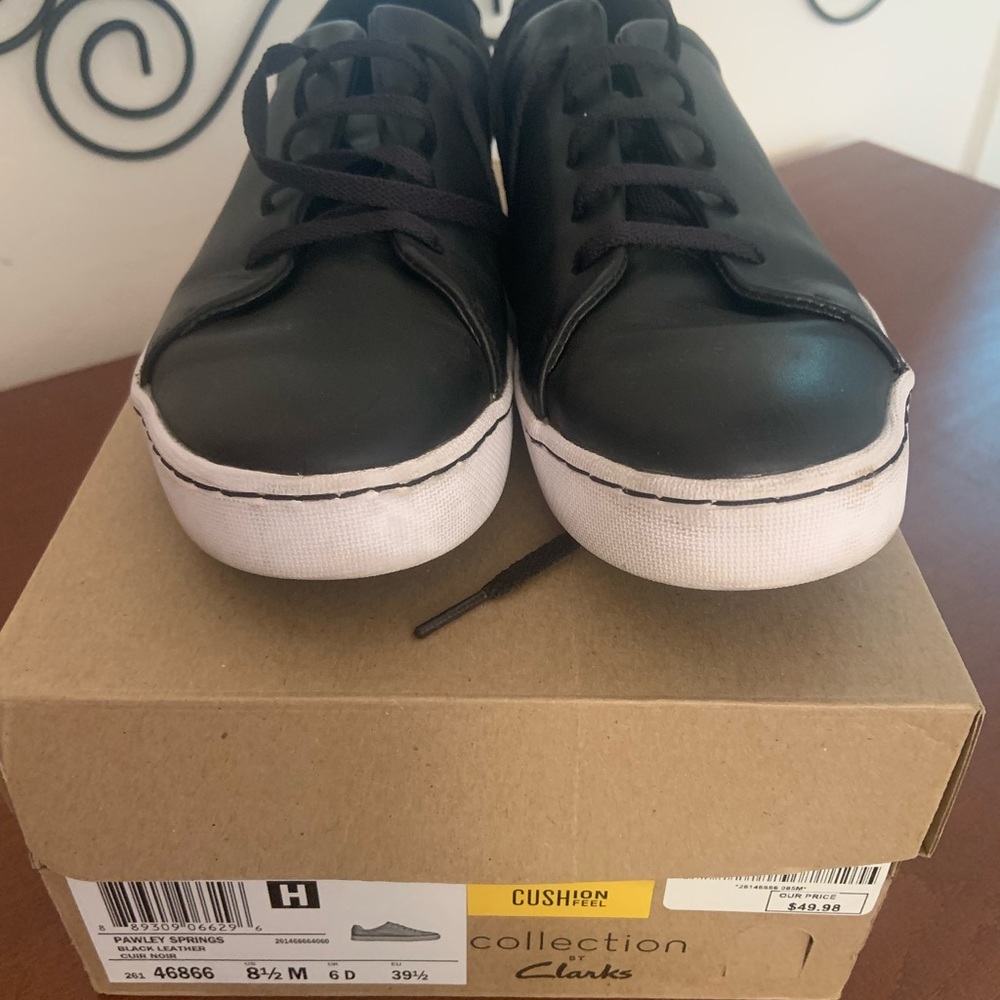 NWB Clarks Pawley Springs Black Leather Sneakers
